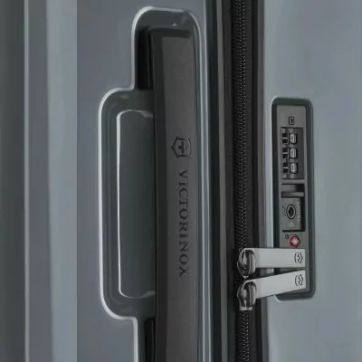 Валіза Victorinox AIROX/Silver Велика 