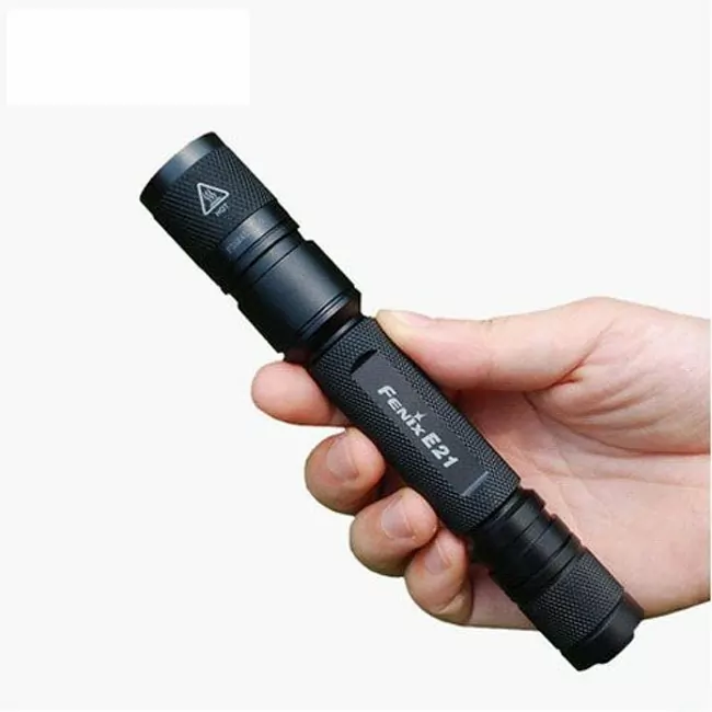 Ліхтар Fenix E21 Cree XP-E 
