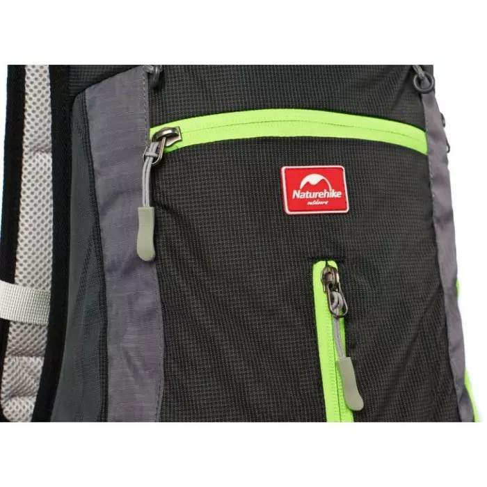 Велорюкзак з чохлом для шолома Naturehike 15 л sky blue NH15C001-B, блакитний 