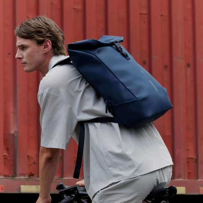 Рюкзак антизлодій XD Design Urban Flap-top 16", водонепроникний 