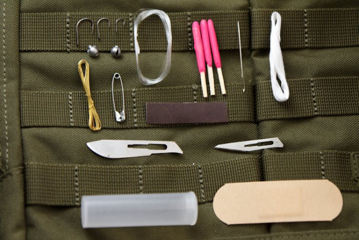 Ніж Kizlyar Supreme Survivalist Z, сталь D2 Gray Titanium 