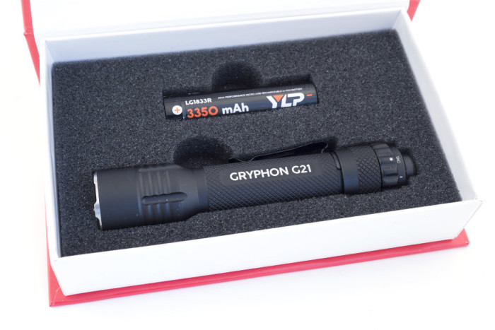 Ліхтар яскравий промінь YLP GRYPHON G21 