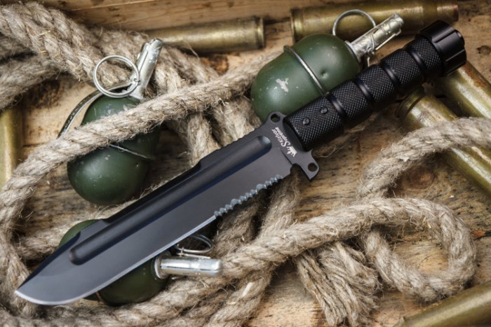 Ніж Kizlyar Supreme Survivalist Z, сталь AUS8, Black Titanium 