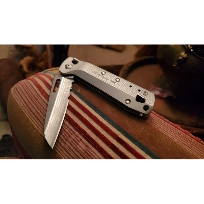 Ніж-мультитул Leatherman Free K4x Silver (832662) 