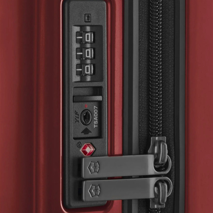 Валіза Victorinox AIROX/Victorinox Red Маленька 