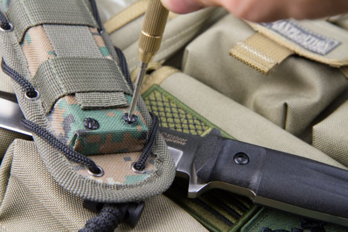 Ніж Kizlyar Supreme Trident сатин, сталь D2, Камо піхви 