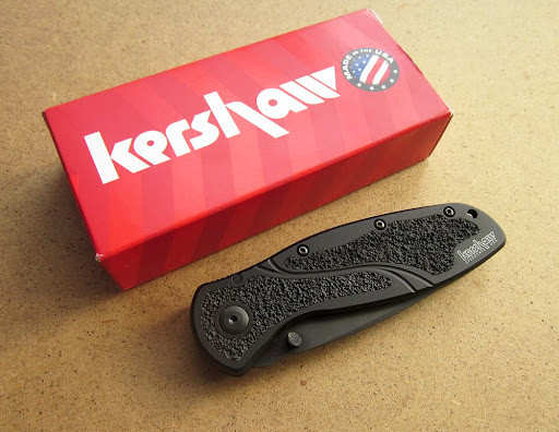 Ніж KAI Kershaw Black Blur (Sandvik 14C28N, чорне покриття, підпружинений) 