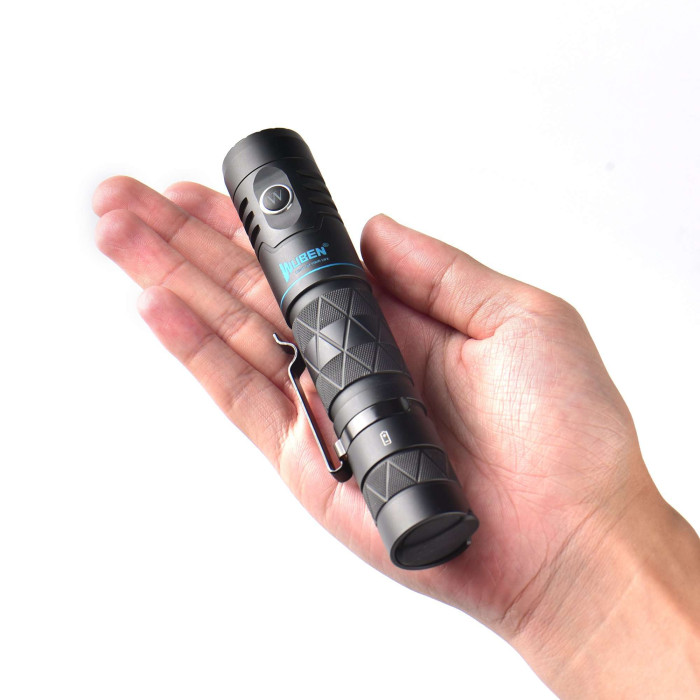 Ліхтар Wuben E12R black 