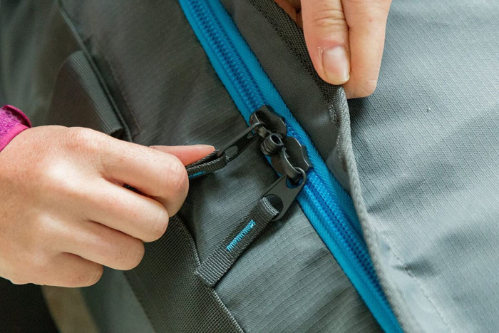 Сумка дорожня Vango Cargo 60 Carbide Grey /Volt Blue (RUNCARGO G38065) 