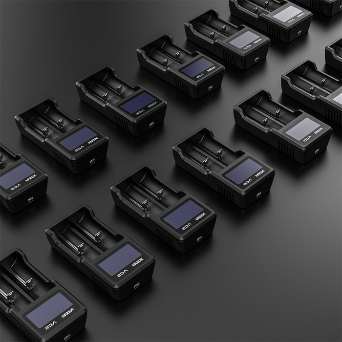 Зарядний пристрій з ЖД дісплеєм XTAR VC2 