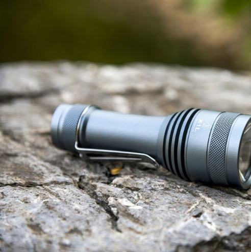 Ліхтар Lumintop FW21 X1L 750LM 780m IPX8 сірий 