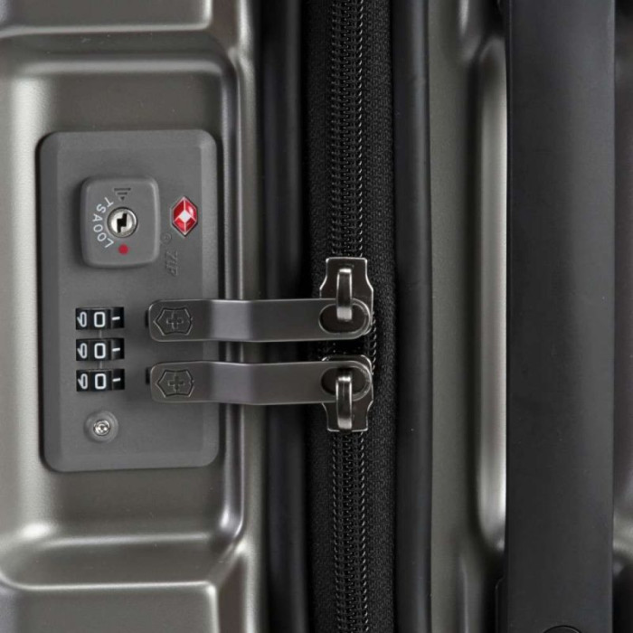 Чемодан на 4 колесах Victorinox Travel Lexicon/Titanium с USB 34 л (Vt602104) 