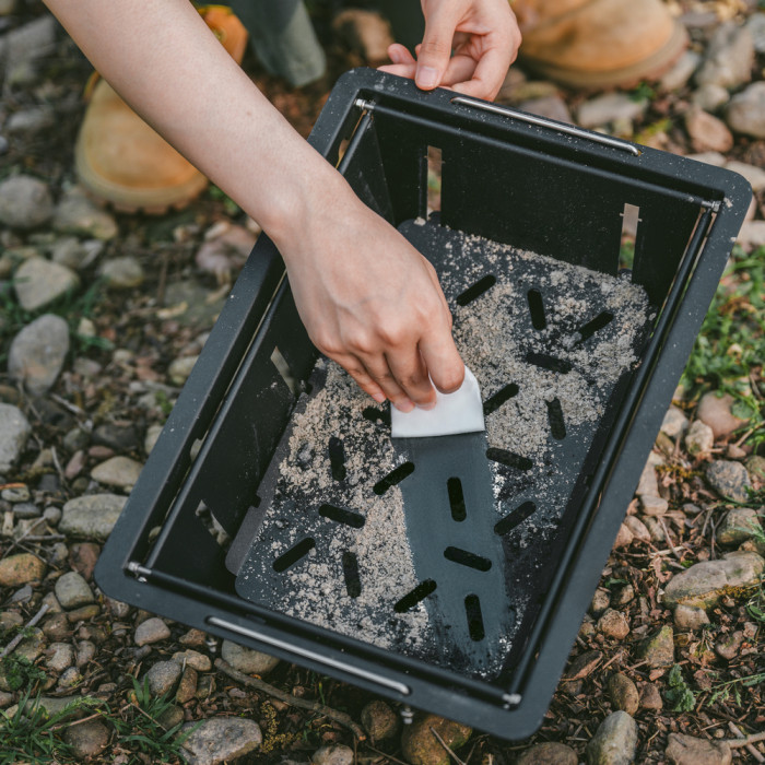 Стіл для барбекю сталевий Naturehike CNK2350CF018, чорний 