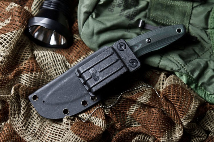 Ніж Kizlyar Supreme Urban чорний, сталь D2, рукоять микарта 