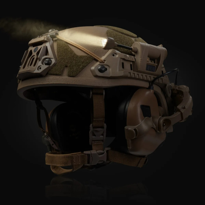 Тактичний ліхтар на шолом Night Evolution LT-09-T з 4-ма світлодіодами. Койот 