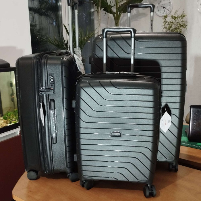 Валіза Swissbrand Eden (L) Black (SWB_LHEDE001L) 