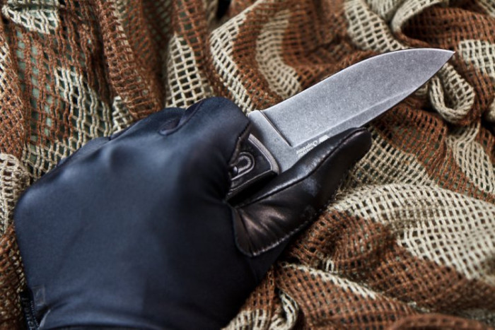 Ніж Kizlyar Supreme Urban сірий, сталь AUS8, рукоять микарта 