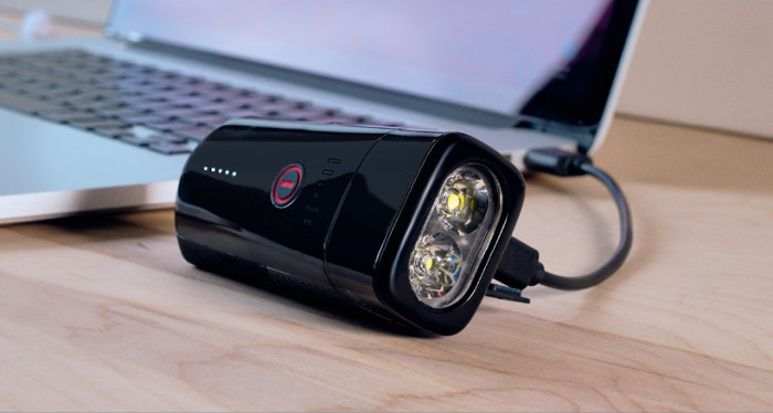 Ліхтар Sigma Sport Buster 1100 