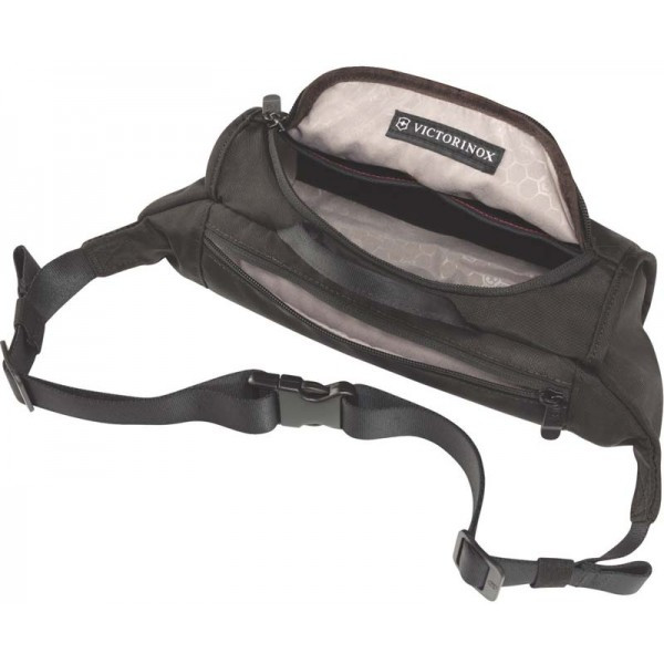 Клатч Victorinox TRAVEL ACCESSORIES 4.0 