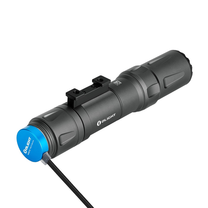Тактичний ліхтар Olight Odin,2000 люмен, з кріпленням на Пікатінні та виносною кнопкою, колір:сірий 
