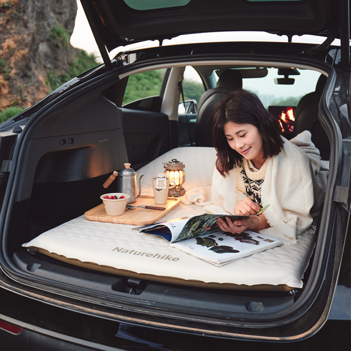 Матрац cамонадувний автомобільний подвійний Naturehike CNK2450WS010, світлий хакі 