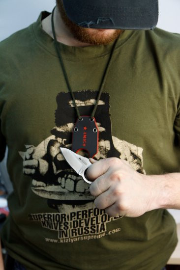 Ніж Kizlyar Supreme Amigo-X, сталь D2, сірий титан, Зелена рукоять G10 