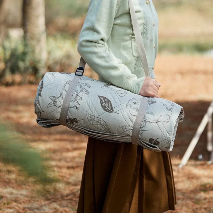 Килимок для пікніка водостійкий Naturehike CNH22DZ025, 270x395 см, бежевий з принтом 