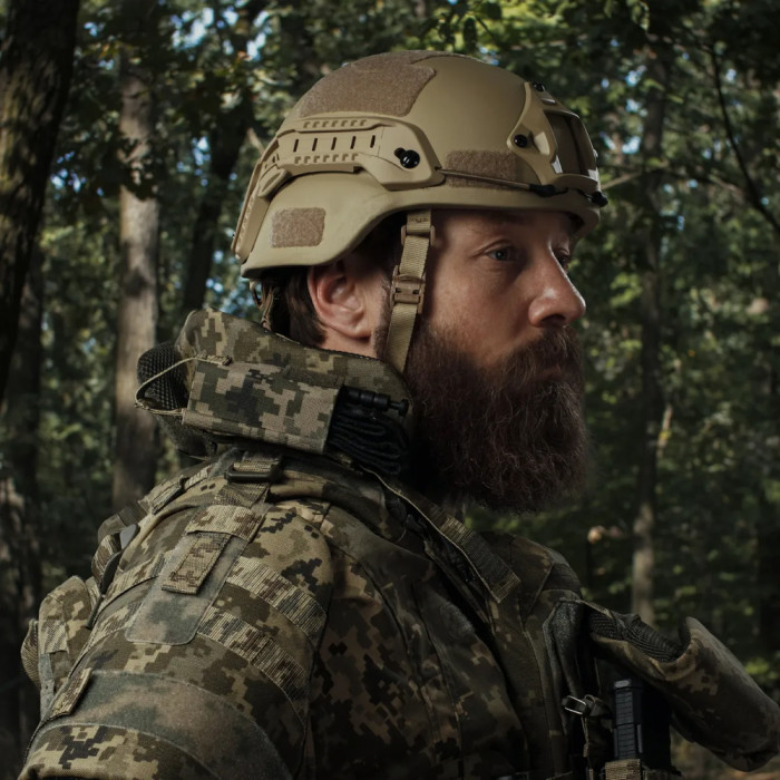 Кевларовий шолом Ukrarmor Mich 2000 Team Wendy. Рівень захисту NIJ IIIA Койот 