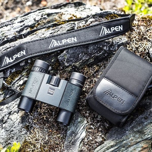 Бінокль Alpen Shasta Ridge II 10x25 WP 
