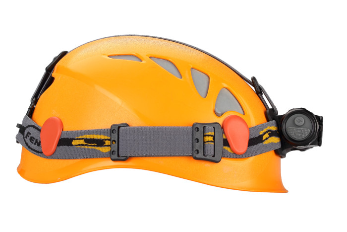 Налобний ліхтар Fenix HL35 Cree XP-G2 (R5) LED 