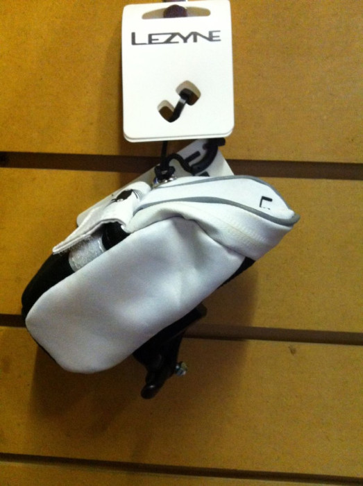 Підсідельна сумка Lezyne MICRO Caddy QR-S 0,2 л Y7 Біла 