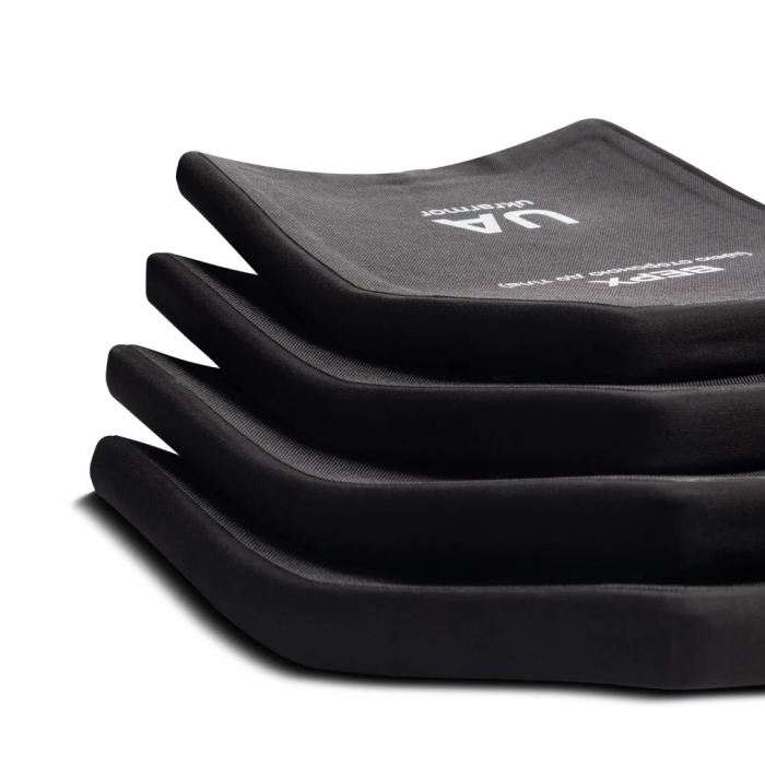 Надлегкі бронеплити 3-го класу. Вага 1.38 кг. Розмір M 