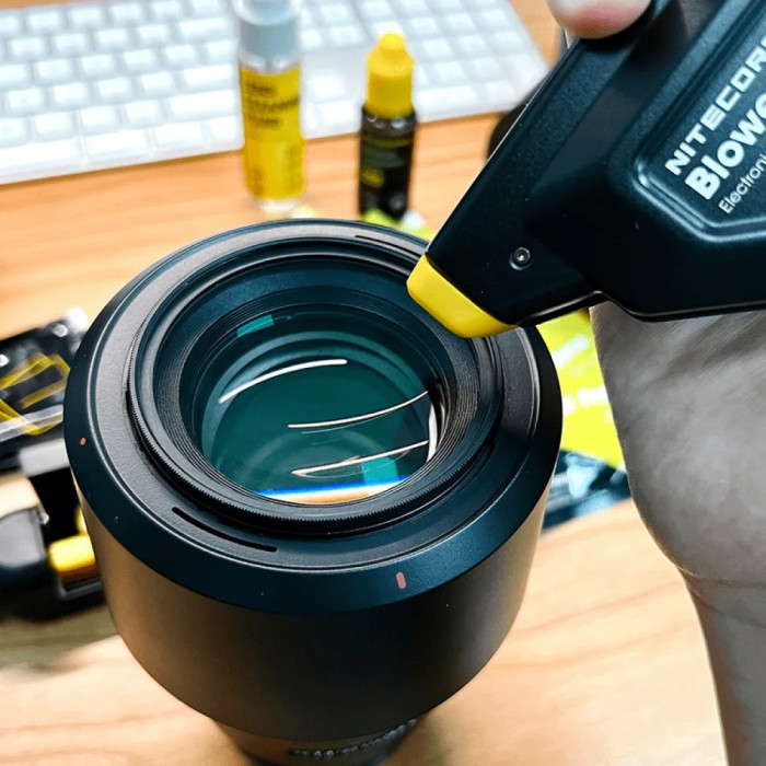 Компресор Nitecore BB2 для чищення фото та відео техніки 