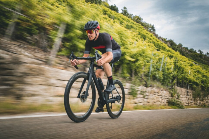 Велосипед Merida reacto 8000-e m-l (54см) matt ud (shiny black /chrome) 