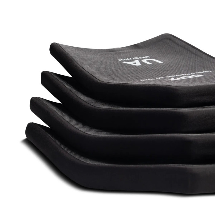 Комплект бронеплит поліетиленових Ukrarmor 3 класу. Вага 2.76 кг. Розмір M (25х30 см.) комплект 