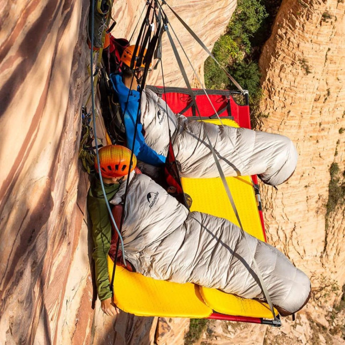 Спальник з натуральним пухом Naturehike Snowbird NH20YD001, p-р M, коричневий 350 г 