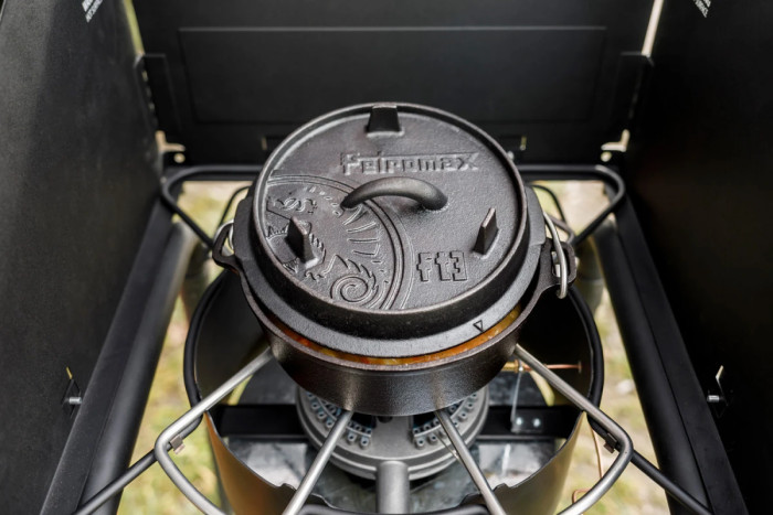 Казан-жарівня чавунна Petromax Dutch Oven ft3 плоске дно 1,6 л 
