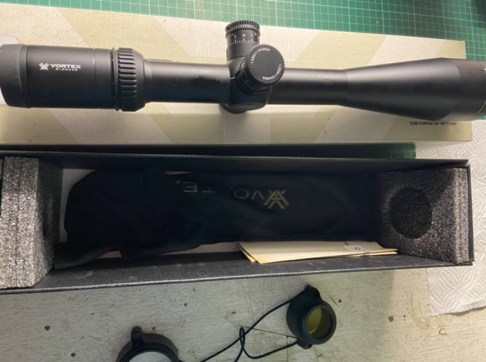 Приціл оптичний Vortex Viper HS-T 6-24x50 (VMR-1 MOA) (VHS-4325) 