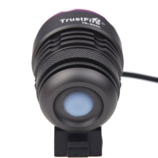 Велофара TrustFire TR-D006 (Cree XM-L2, 2000 люмен, 3 режими, 4x18650) 