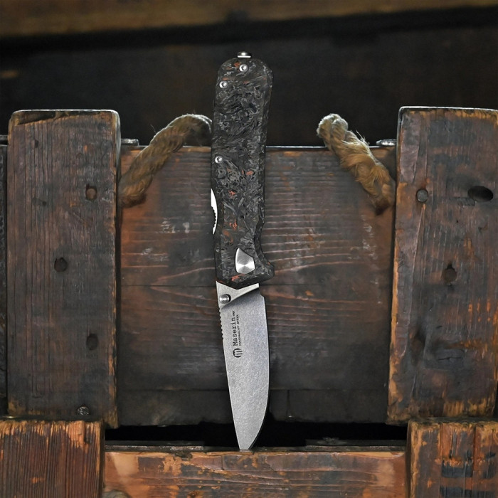 Ніж Maserin Pulse, Magnacut, fat carbon чорно-помаранчевий 