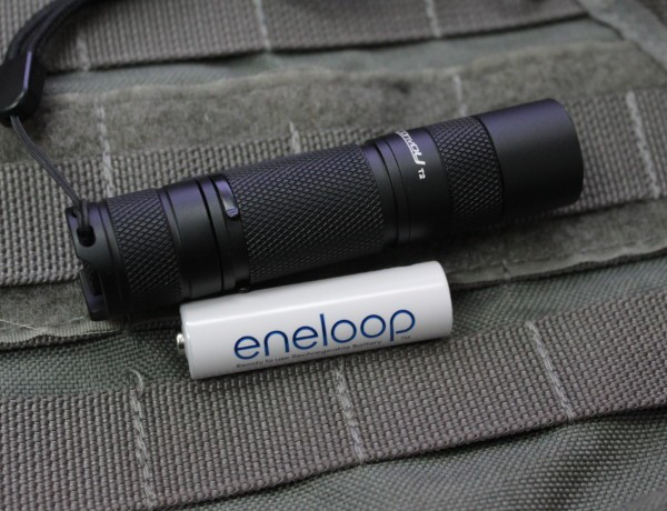 Кишеньковий ліхтар Convoy T2 XPG2 5500K AA,380 люмен 