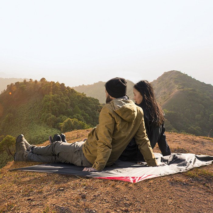 Килимок для пікніка Naturehike Moisture Picnic Mat NH17D050-B 145*100 см, р-р M 