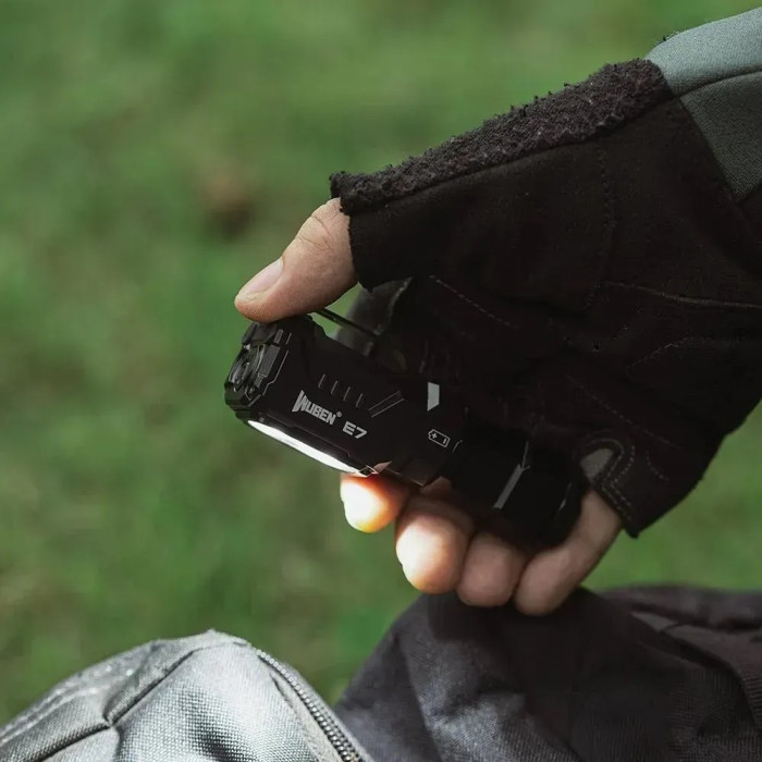 Ліхтар Wuben E7 6500К, зелений 