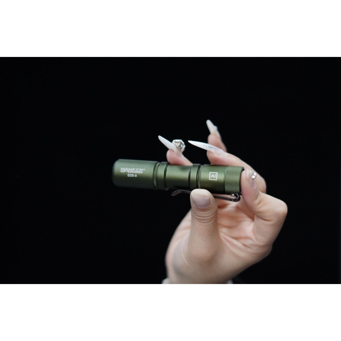 Лiхтар Manker E05 II CW, зелений 
