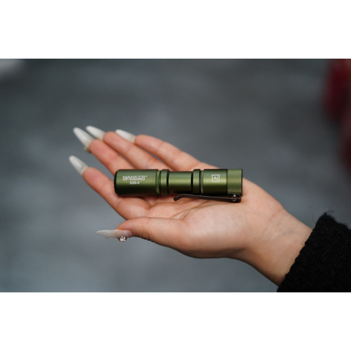 Лiхтар Manker E05 II CW, зелений 