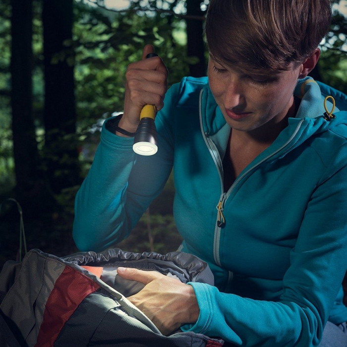 Ліхтар Varta Outdoor Sports Flashlight 2AA 