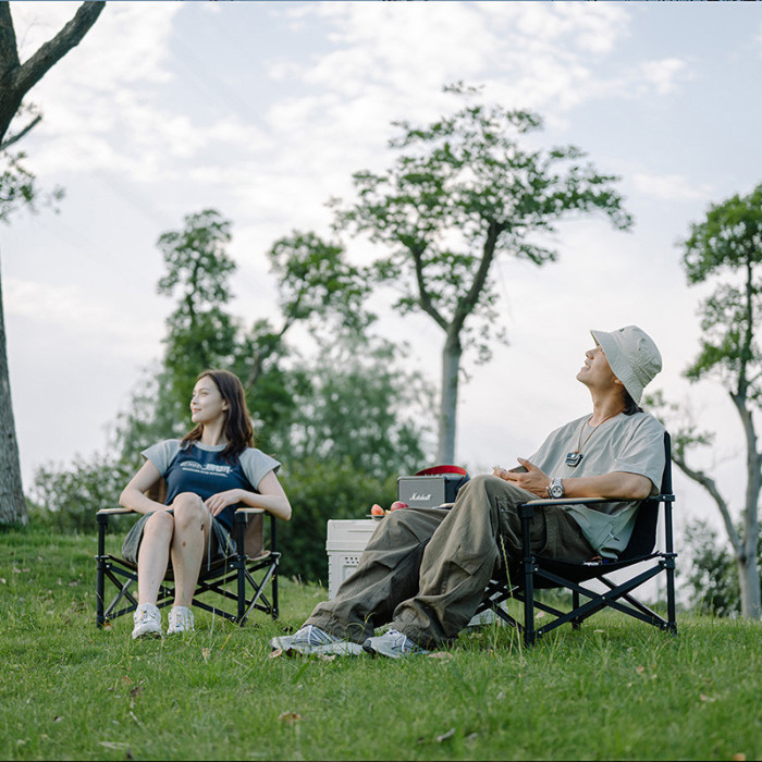 Крісло складане Naturehike CNH23JU13001, чорне 