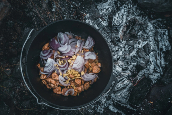 Казан-жарівня чавунна Petromax Dutch Oven ft9 на ніжках 7,5 л 