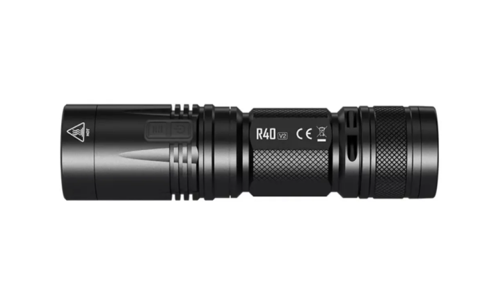 Ліхтар Nitecore R40 v2 з док-станцією (Cree XP-L2 V6, 1200 люмен, USB-C /12/220V) 