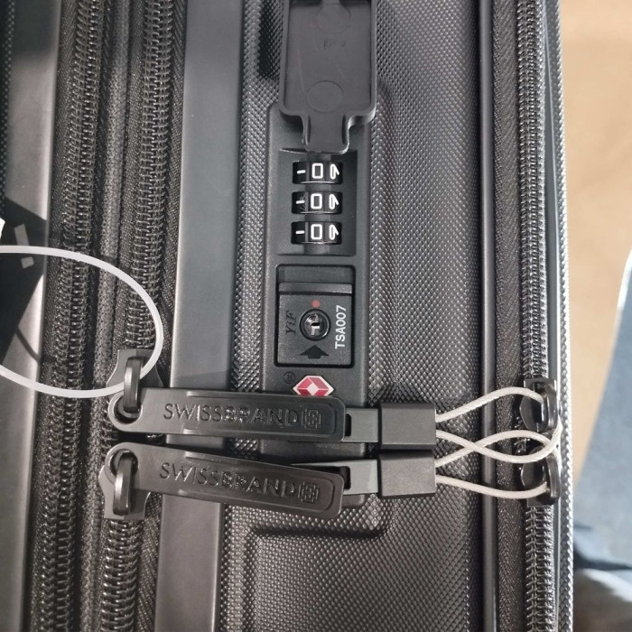 Валіза Swissbrand Freya (S) Black (SWB_LHFRE001S) 